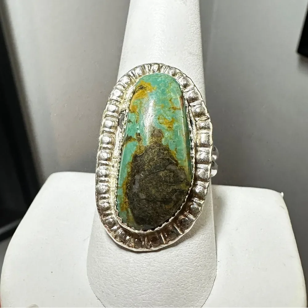 Possible Navajo,‎ stamped Turquoise and sterling silver ring, size 9!